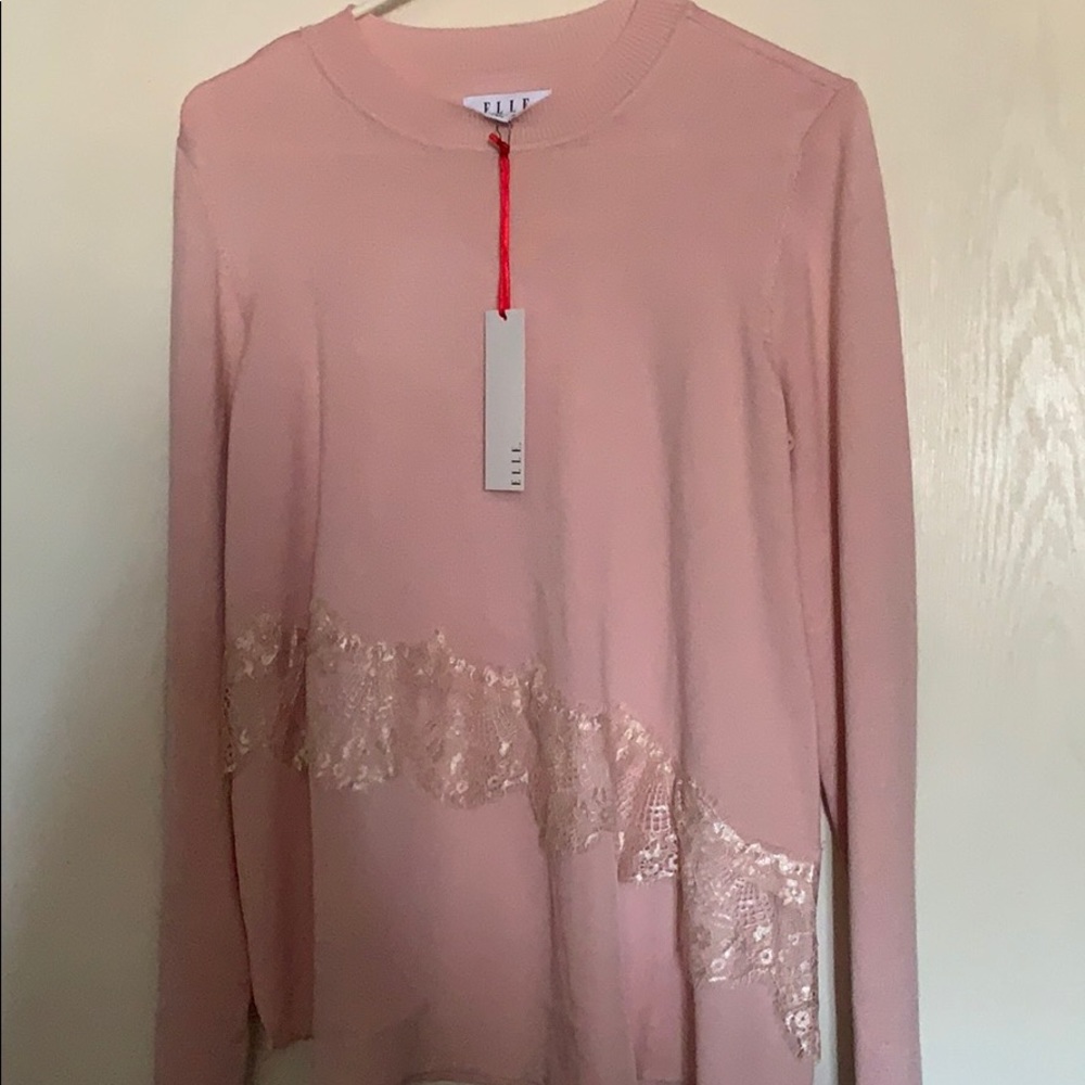 💗NWT Very pretty ELLE long sleeve pulloversweater
